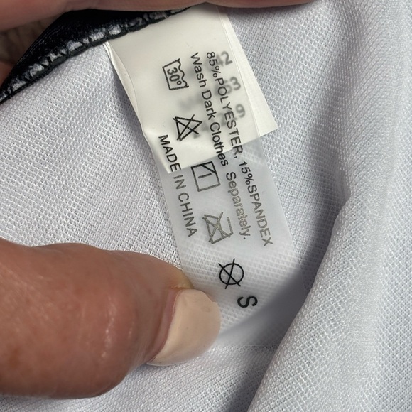 Chic Red Ruffle Bikini Set - Picture 12 of 12